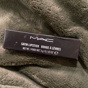 MAC Cosmetics Satin Lipstick BRAND NEW in shade: DEL RIO.